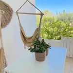 Lemon Tree House, Golden * Хриси-Акти