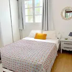 Lemon Tree House, Golden *