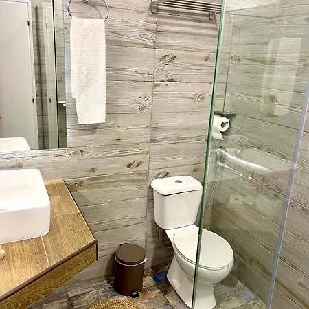 Lemon Tree House, Golden Apartament Chrisi Akti (Paros)